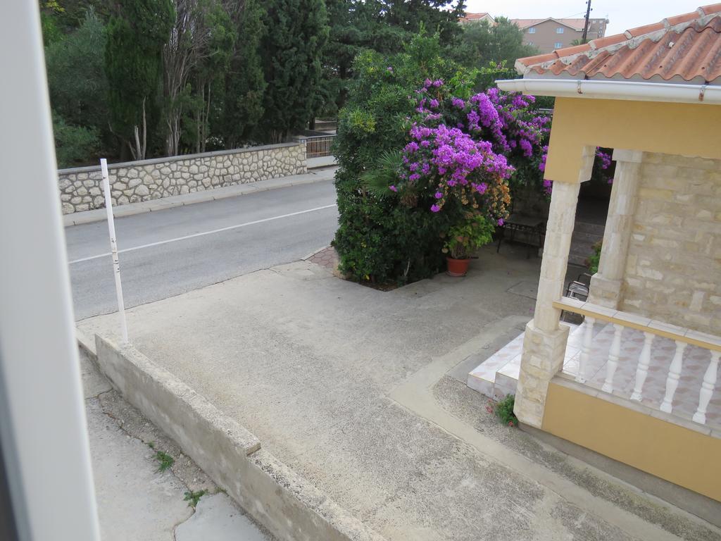 Guest House Miro โนวาลยา ภายนอก รูปภาพ