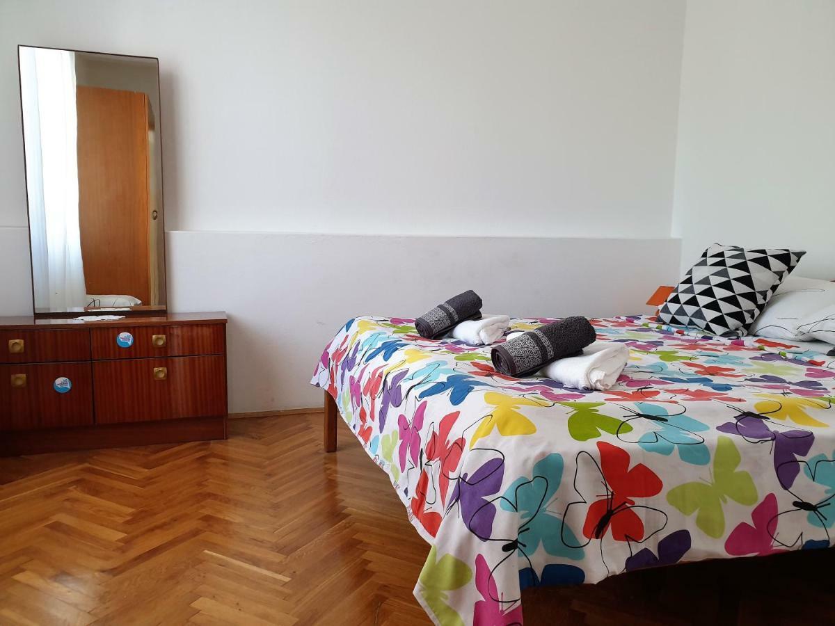 Guest House Miro โนวาลยา ภายนอก รูปภาพ